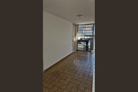 Casa à venda com 110m², 2 quartos e 2 vagas Casa à venda com 110m², 2 quartos e 2 vagascomodo
