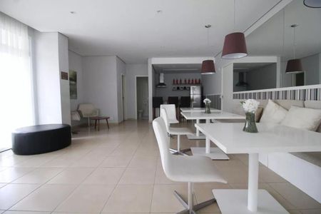 Apartamento para alugar com 64m², 2 quartos e 1 vagaÁrea comum