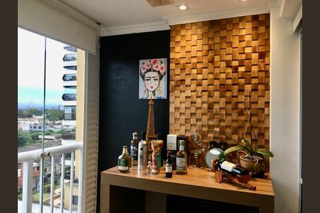 Apartamento para alugar com 64m², 2 quartos e 1 vagaVaranda