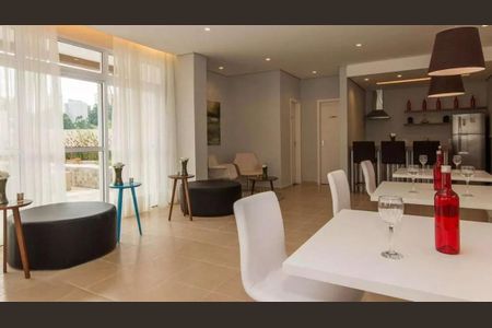 Apartamento para alugar com 64m², 2 quartos e 1 vagaÁrea comum