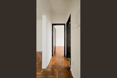 Apartamento à venda com 70m², 2 quartos e 1 vaga Apartamento à venda com 70m², 2 quartos e 1 vagaCorredor