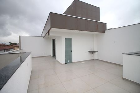 Apartamento à venda com 122m², 2 quartos e 2 vagasCobertura