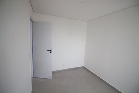 Apartamento à venda com 122m², 2 quartos e 2 vagasQuarto 2