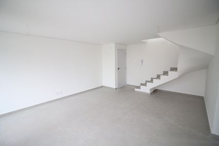 Sala de apartamento à venda com 2 quartos, 122m² em Jardim Industrial, Contagem
