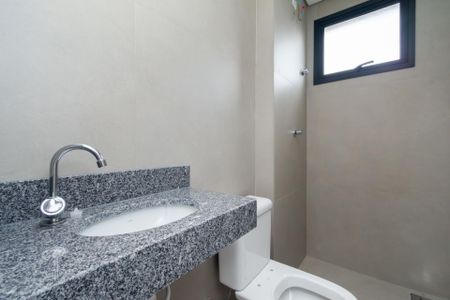 Apartamento à venda com 154m², 3 quartos e 2 vagas Apartamento à venda com 154m², 3 quartos e 2 vagasBanheiro da Suíte