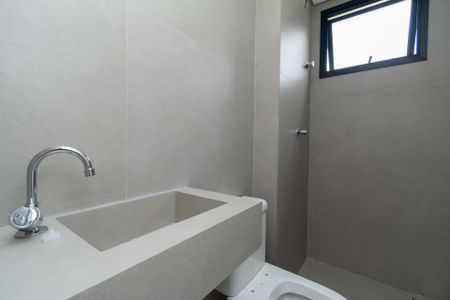 Apartamento à venda com 61m², 2 quartos e 2 vagas Apartamento à venda com 61m², 2 quartos e 2 vagasBanheiro da Suíte