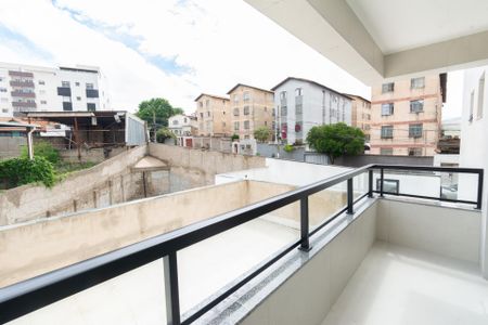 Apartamento à venda com 61m², 2 quartos e 2 vagas Apartamento à venda com 61m², 2 quartos e 2 vagasVaranda da Sala