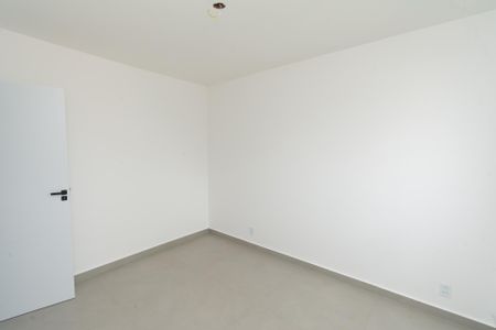 Apartamento à venda com 76m², 3 quartos e 2 vagasQuarto 2