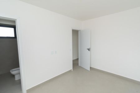 Apartamento à venda com 78m², 3 quartos e 2 vagasQuarto 2