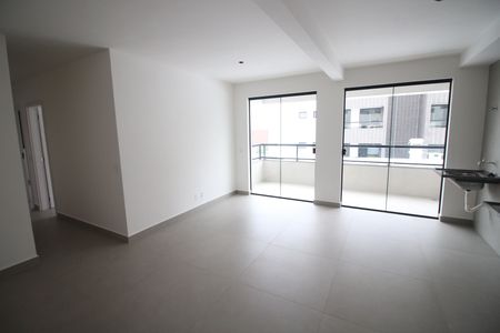 Sala de apartamento à venda com 3 quartos, 61m² em Jardim Industrial, Contagem