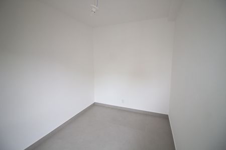 Apartamento à venda com 61m², 3 quartos e 2 vagasQuarto 2