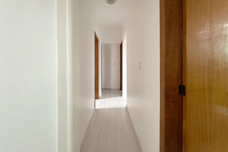 Apartamento à venda com 190m², 4 quartos e 2 vagas Apartamento à venda com 190m², 4 quartos e 2 vagasCorredor