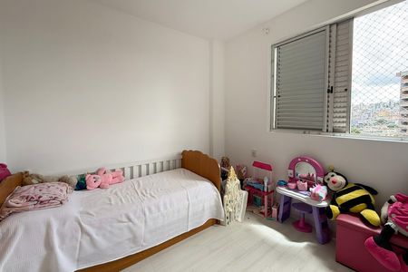 Apartamento à venda com 190m², 4 quartos e 2 vagas Apartamento à venda com 190m², 4 quartos e 2 vagasQuarto 3