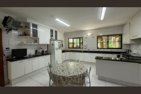 Casa à venda com 380m², 3 quartos e 4 vagasFoto 23