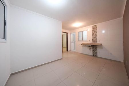 Sala/Cozinha de apartamento para alugar com 2 quartos, 44m² em Vila Nhocuné, São Paulo