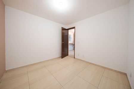 Quarto 1 de apartamento para alugar com 2 quartos, 44m² em Vila Nhocuné, São Paulo