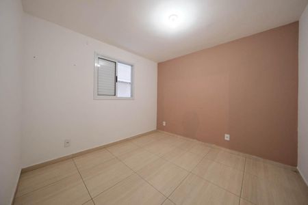 Quarto 1 de apartamento para alugar com 2 quartos, 44m² em Vila Nhocuné, São Paulo