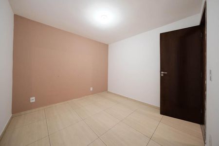 Quarto 1 de apartamento para alugar com 2 quartos, 44m² em Vila Nhocuné, São Paulo