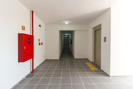 Apartamento para alugar com 43m², 2 quartos e sem vaga Apartamento para alugar com 43m², 2 quartos e sem vagaHall