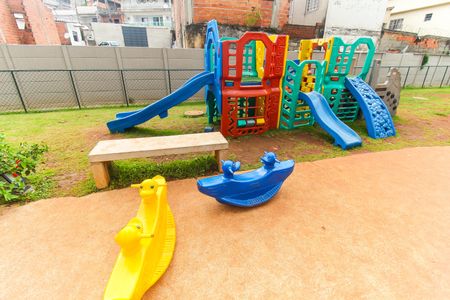 Apartamento para alugar com 43m², 2 quartos e sem vaga Apartamento para alugar com 43m², 2 quartos e sem vagaPlayground 1