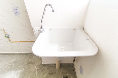 Apartamento para alugar com 43m², 2 quartos e sem vaga Apartamento para alugar com 43m², 2 quartos e sem vagaCozinha e Área de Serviço