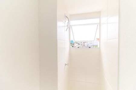 Apartamento para alugar com 43m², 2 quartos e sem vaga Apartamento para alugar com 43m², 2 quartos e sem vagaBanheiro