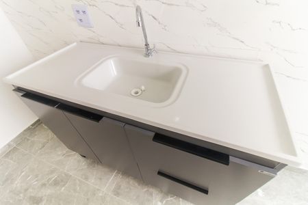 Apartamento para alugar com 43m², 2 quartos e sem vaga Apartamento para alugar com 43m², 2 quartos e sem vagaCozinha e Área de Serviço