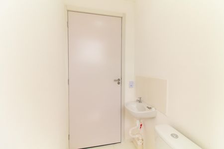 Apartamento para alugar com 43m², 2 quartos e sem vaga Apartamento para alugar com 43m², 2 quartos e sem vagaBanheiro