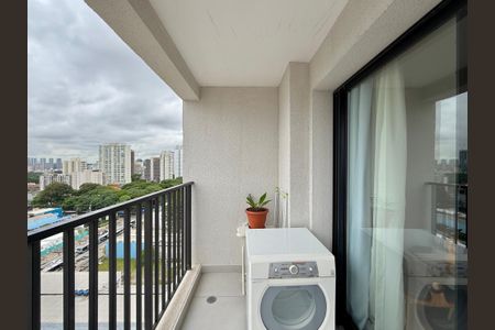 Studio para alugar com 23m², 0 quarto e sem vaga Studio para alugar com 23m², 0 quarto e sem vagaSacada