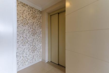 Apartamento à venda com 151m², 3 quartos e 2 vagasHall - Elevador