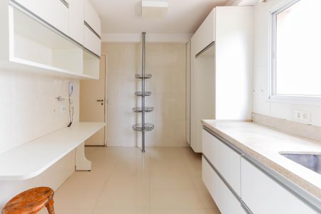 Apartamento à venda com 151m², 3 quartos e 2 vagasCozinha e Área de Serviço