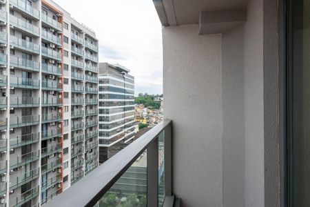 Apartamento para alugar com 69m², 3 quartos e 1 vagaVaranda Suíte