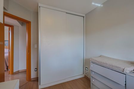 Apartamento à venda com 80m², 3 quartos e 2 vagasQuarto 1