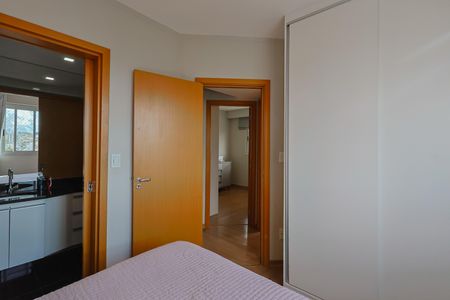 Apartamento à venda com 80m², 3 quartos e 2 vagasSuíte