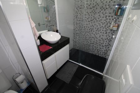 Apartamento à venda com 80m², 3 quartos e 1 vagaQuarto 3 - Banheiro