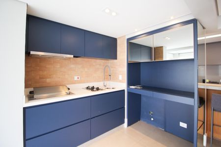 Sala de apartamento para alugar com 3 quartos, 139m² em Vila Olímpia, São Paulo