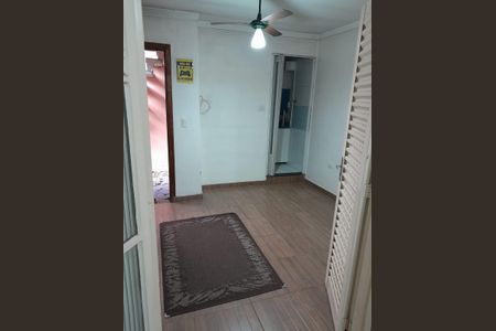 Quarto de casa à venda com 4 quartos, 350m² em Cidade Antônio Estêvão de Carvalho, São Paulo