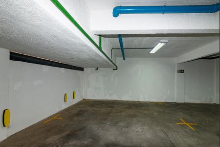 Apartamento à venda com 150m², 4 quartos e 3 vagas Apartamento à venda com 150m², 4 quartos e 3 vagasGaragem