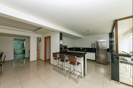 Apartamento à venda com 150m², 4 quartos e 3 vagas Apartamento à venda com 150m², 4 quartos e 3 vagasÁrea comum