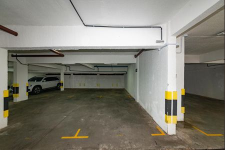 Apartamento à venda com 150m², 4 quartos e 3 vagas Apartamento à venda com 150m², 4 quartos e 3 vagasGaragem