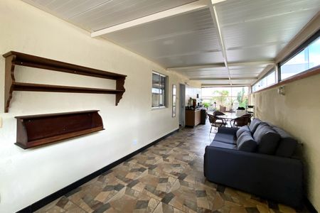 Apartamento para alugar com 185m², 2 quartos e 2 vagas Apartamento para alugar com 185m², 2 quartos e 2 vagasVaranda coberta