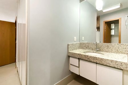 Apartamento para alugar com 185m², 2 quartos e 2 vagas Apartamento para alugar com 185m², 2 quartos e 2 vagasBanheiro