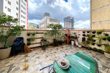 Apartamento para alugar com 185m², 2 quartos e 2 vagas Apartamento para alugar com 185m², 2 quartos e 2 vagasÁrea privativa