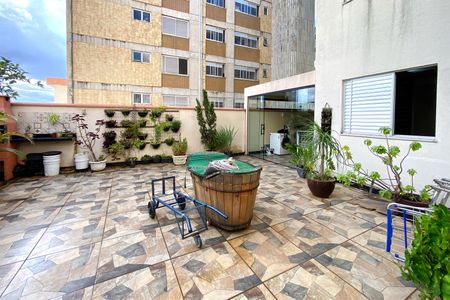 Área privativa de apartamento para alugar com 2 quartos, 185m² em Cruzeiro, Belo Horizonte