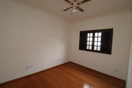 Casa à venda com 230m², 3 quartos e 1 vagaSuíte