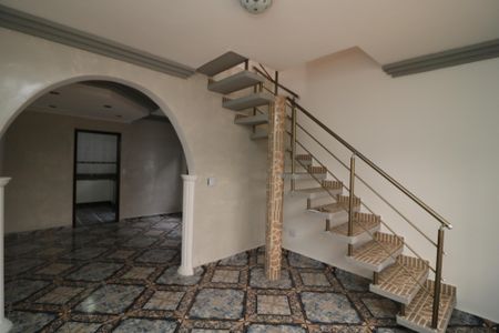 Casa à venda com 230m², 3 quartos e 1 vagaSala