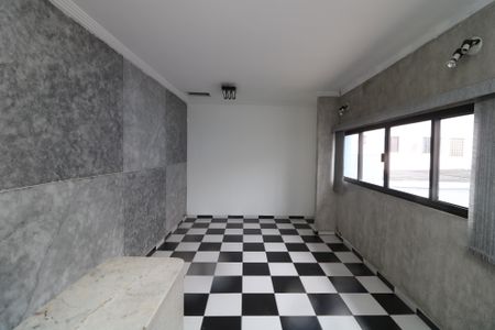 Casa à venda com 230m², 3 quartos e 1 vagaEscritorio