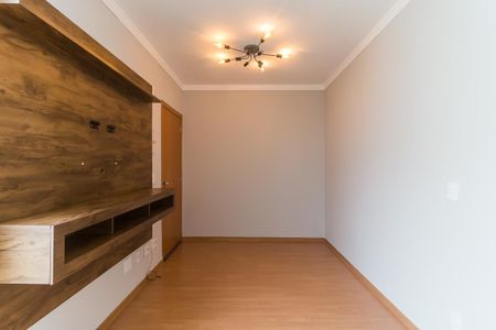 Sala de apartamento para alugar com 2 quartos, 45m² em Vila Perracini, Poá