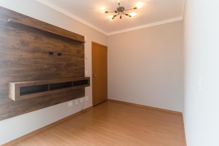 Sala de apartamento para alugar com 2 quartos, 45m² em Vila Perracini, Poá