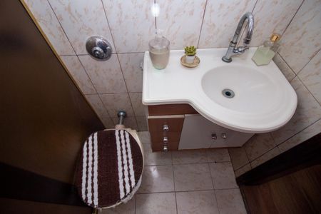 Casa à venda com 138m², 4 quartos e 1 vagaBanheiro Social